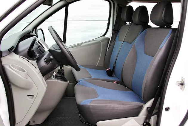 Renault Trafic cena 58990 przebieg: 208900, rok produkcji 2013 z Biała małe 466